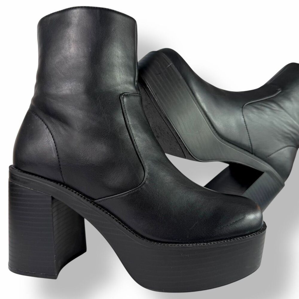 Madden Girl Grace Y2K-Inspired Black Chunky Platform Ankle Boots Women’s 9 M - Picture 3 of 12